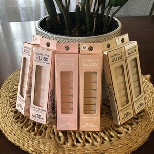 Lot of 6 Dashing Diva Gloss - Classic Neutrals